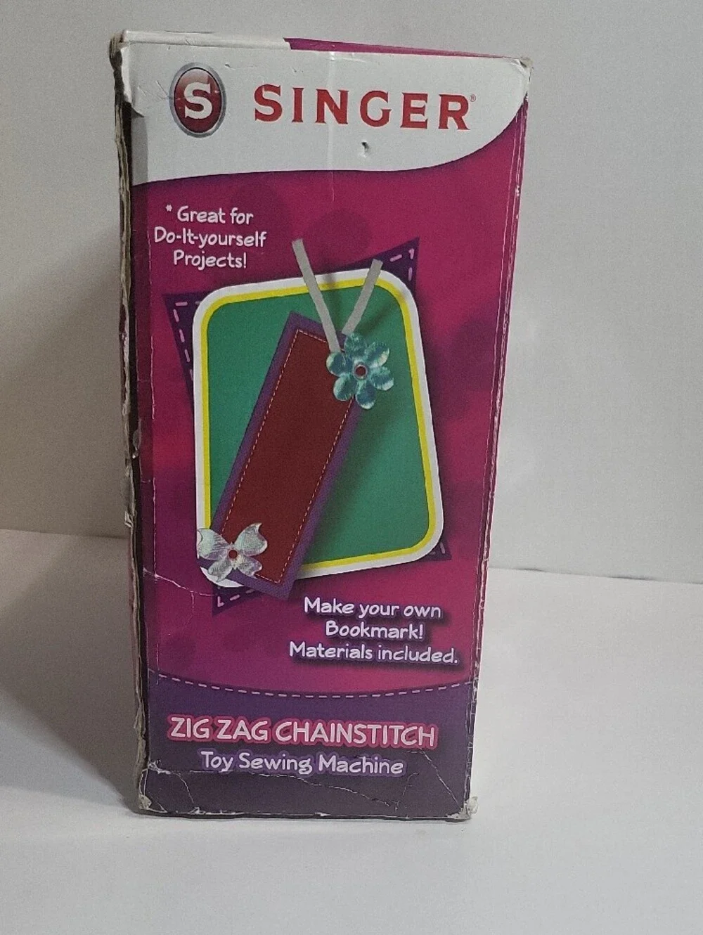 Singer Kids Pink and White Zig Zag Chainstitch Toy Sewing Machine